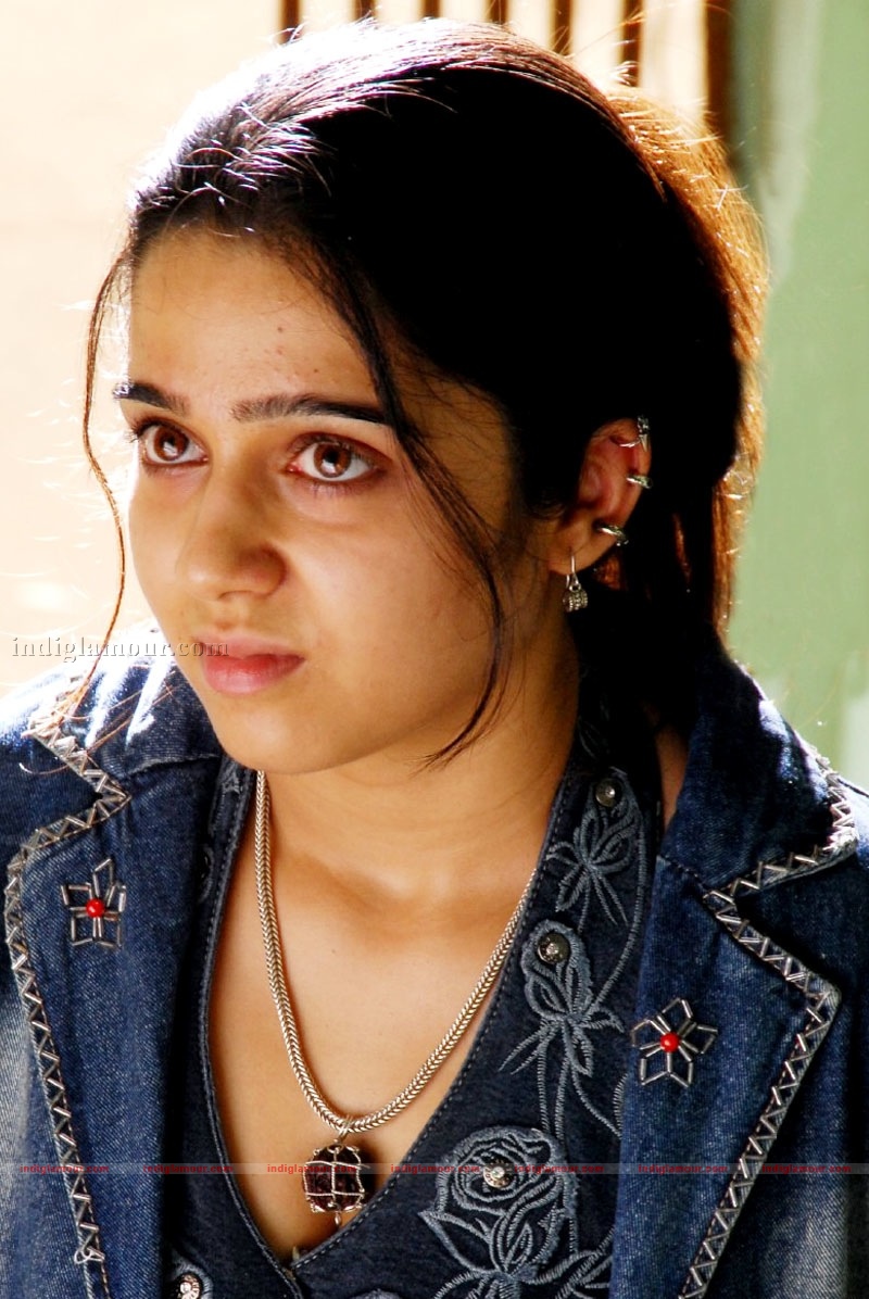 Charmi Photos Actress hd photo