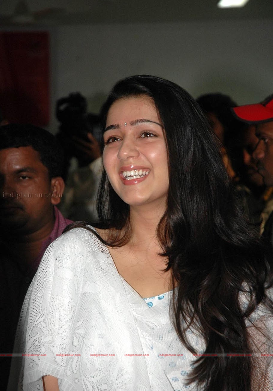 Charmi Photos Actress hd photo
