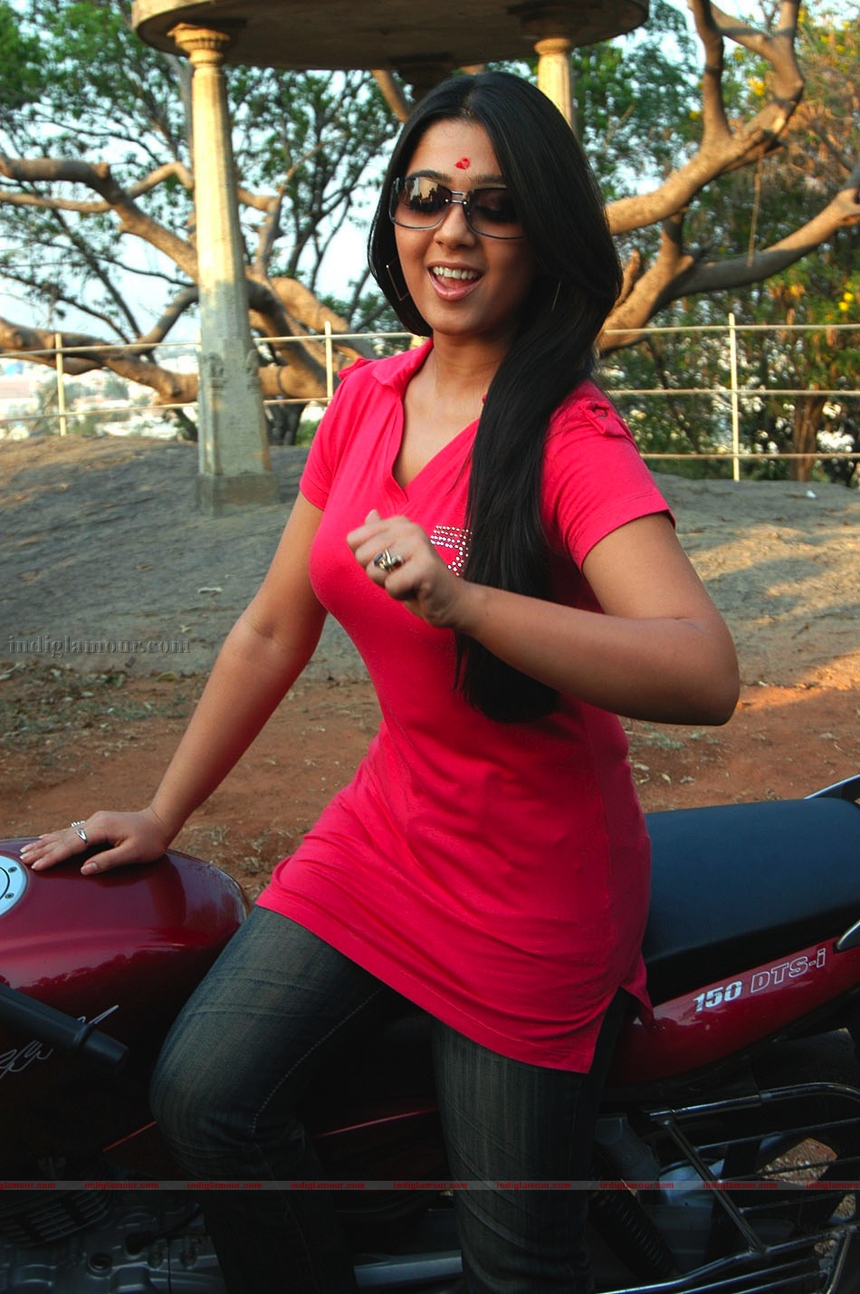 Charmi Photos Actress hd photo