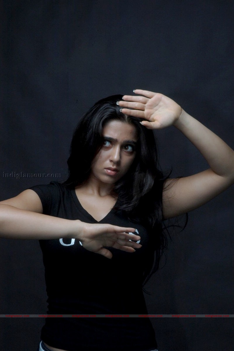 Charmi Photos Actress hd photo