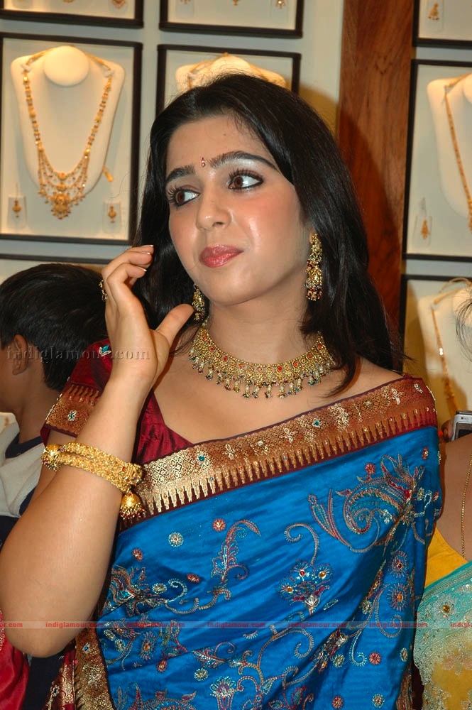 Charmi Photos Actress hd photo