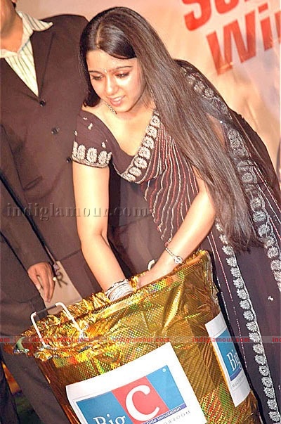 Charmi Photos Actress hd photo