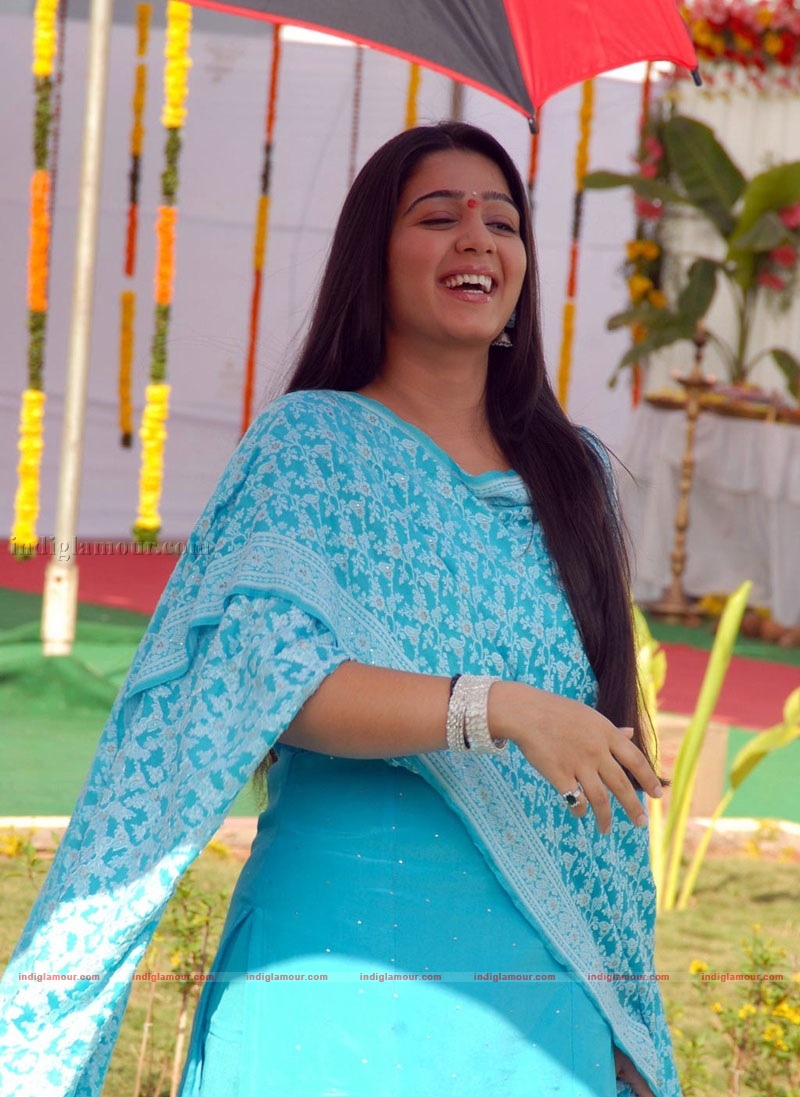 Charmi Photos Actress hd photo
