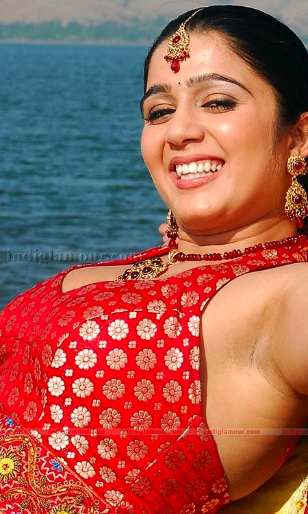 Charmi Photos Actress hd photo