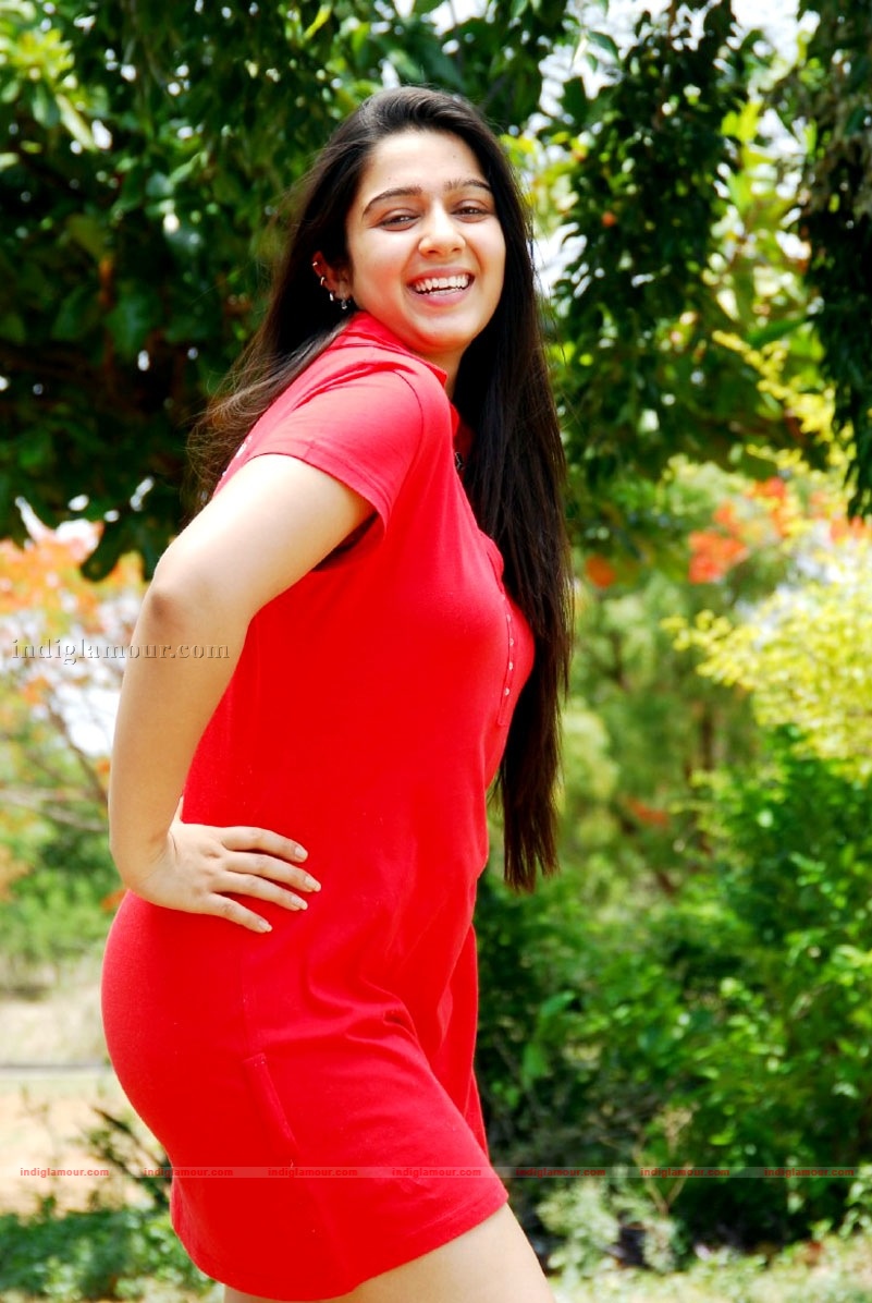 Charmi Photos Actress hd photo