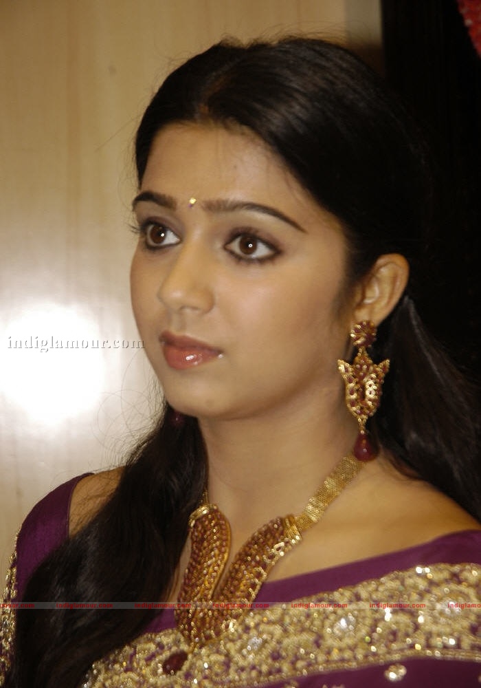 Charmi Photos Actress hd photo