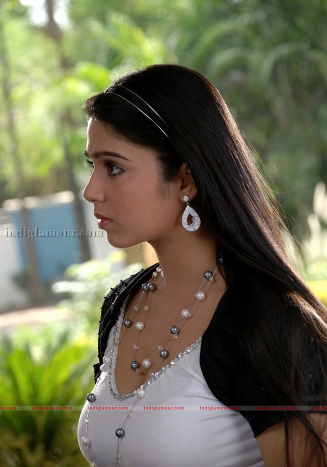 Charmi Photos Actress hd photo
