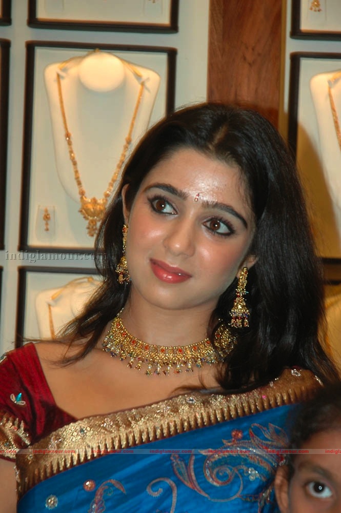 Charmi Photos Actress hd photo