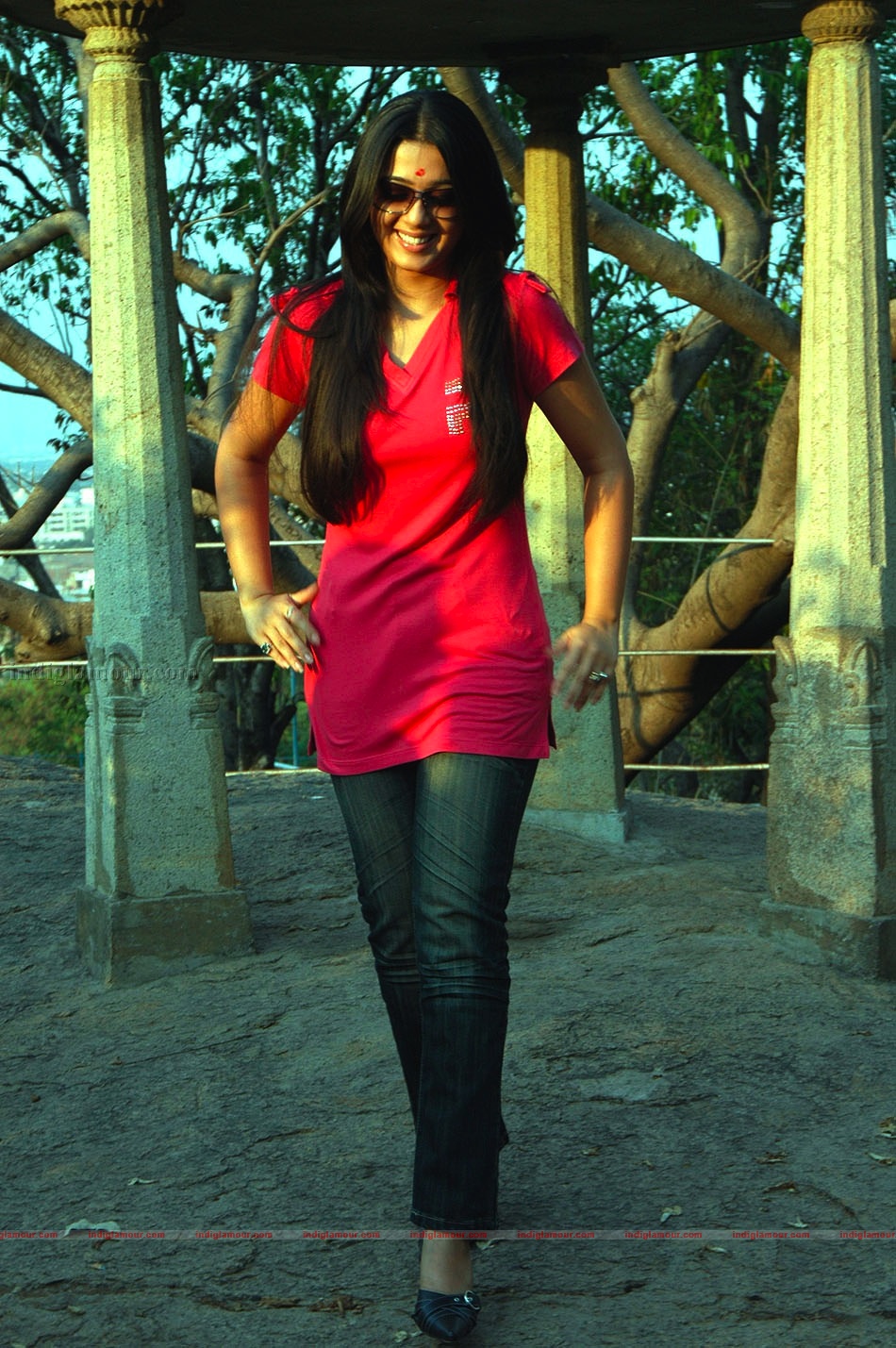 Charmi Photos Actress hd photo