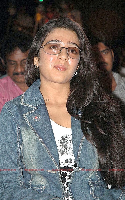 Charmi Photos Actress hd photo