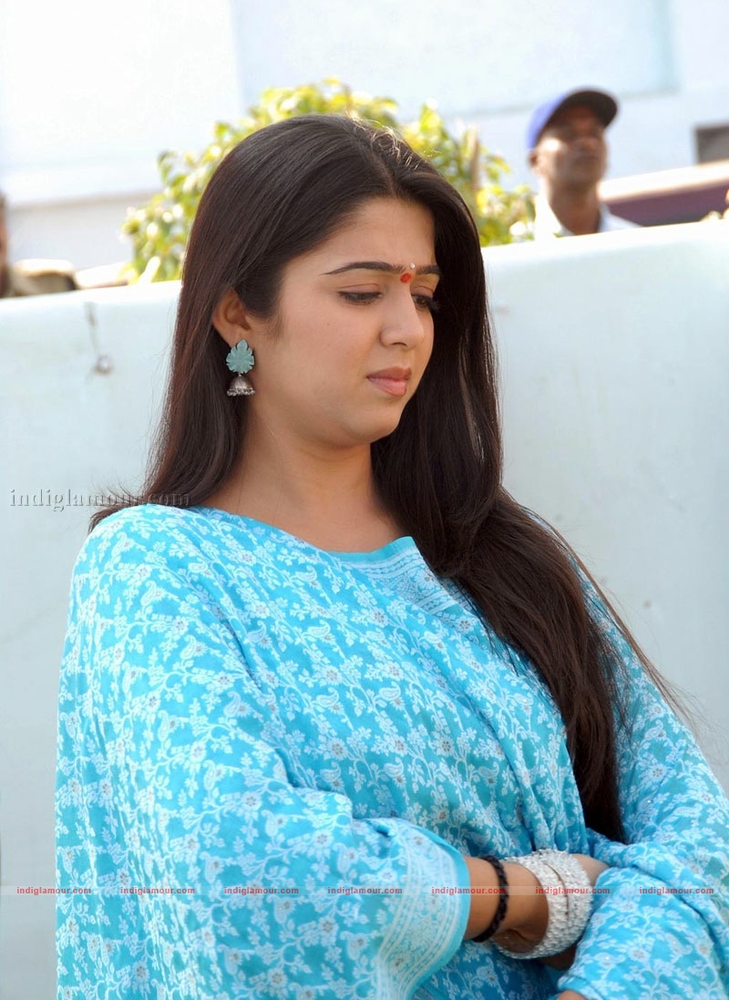 Charmi Photos Actress hd photo