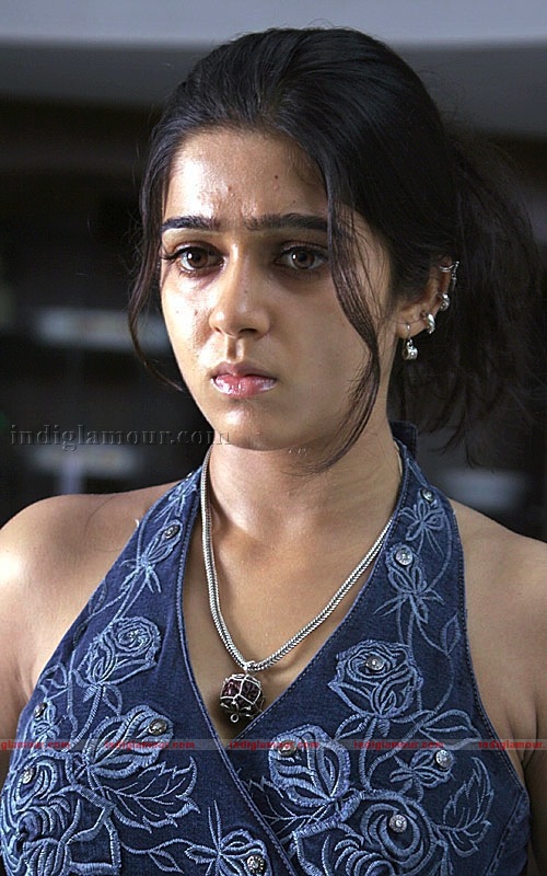 Charmi Photos Actress hd photo
