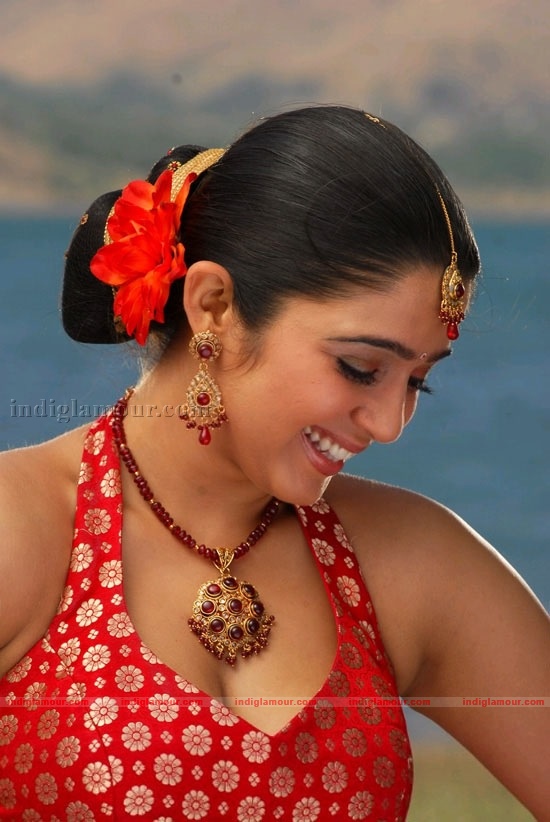 Charmi Photos Actress hd photo