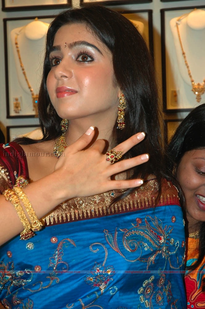 Charmi Photos Actress hd photo