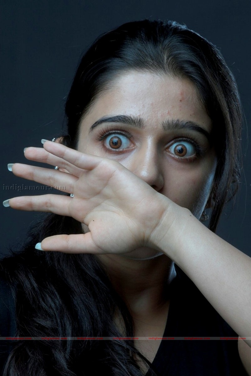 Charmi Photos Actress hd photo