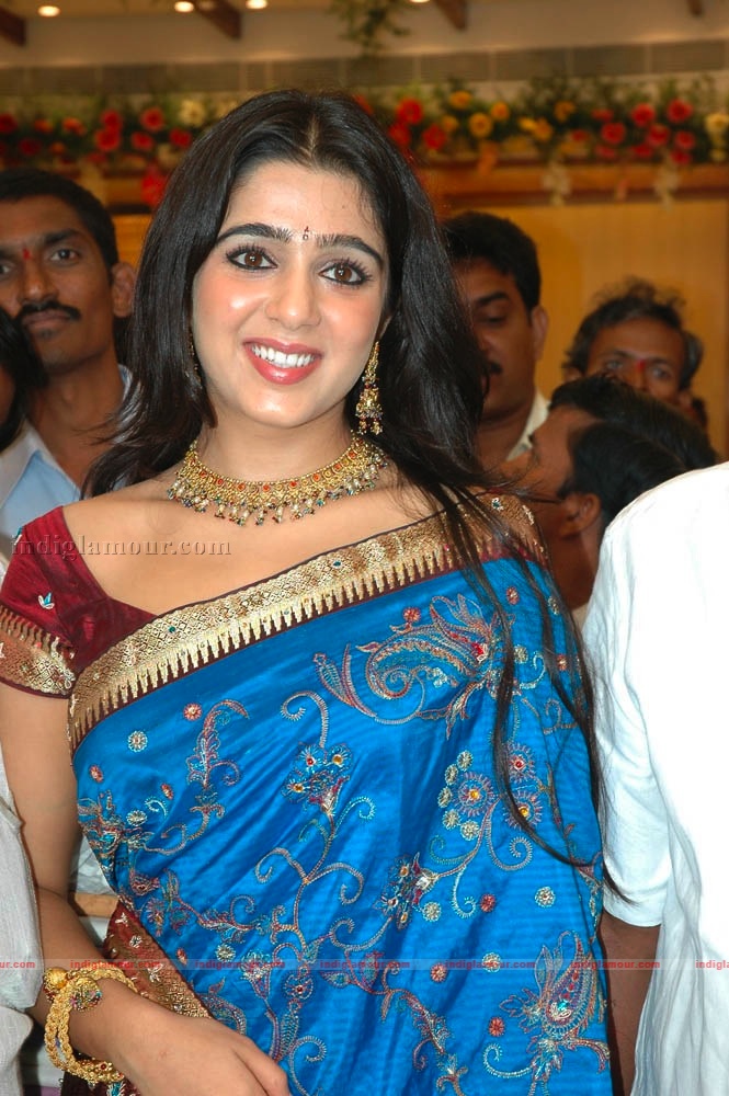Charmi Photos Actress hd photo