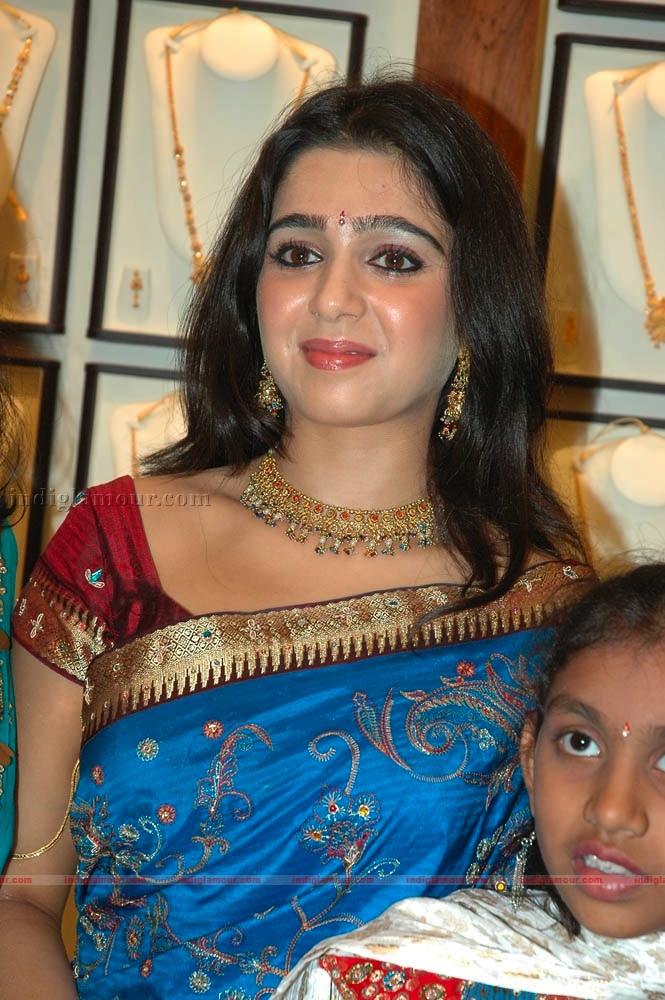 Charmi Photos Actress hd photo