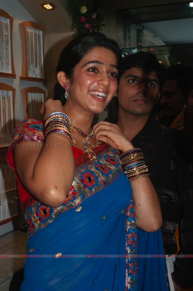 Charmi Photos Actress hd photo