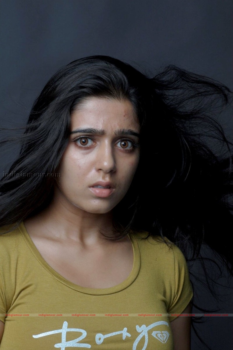 Charmi Photos Actress hd photo