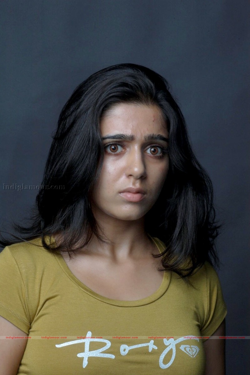 Charmi Photos Actress hd photo