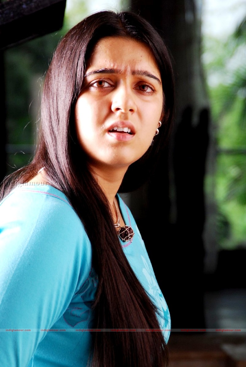 Charmi Photos Actress hd photo