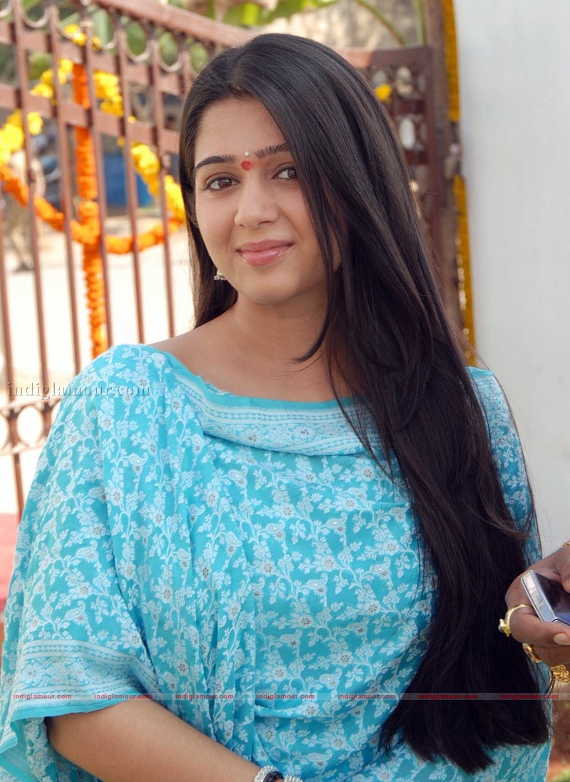 Charmi Photos Actress hd photo