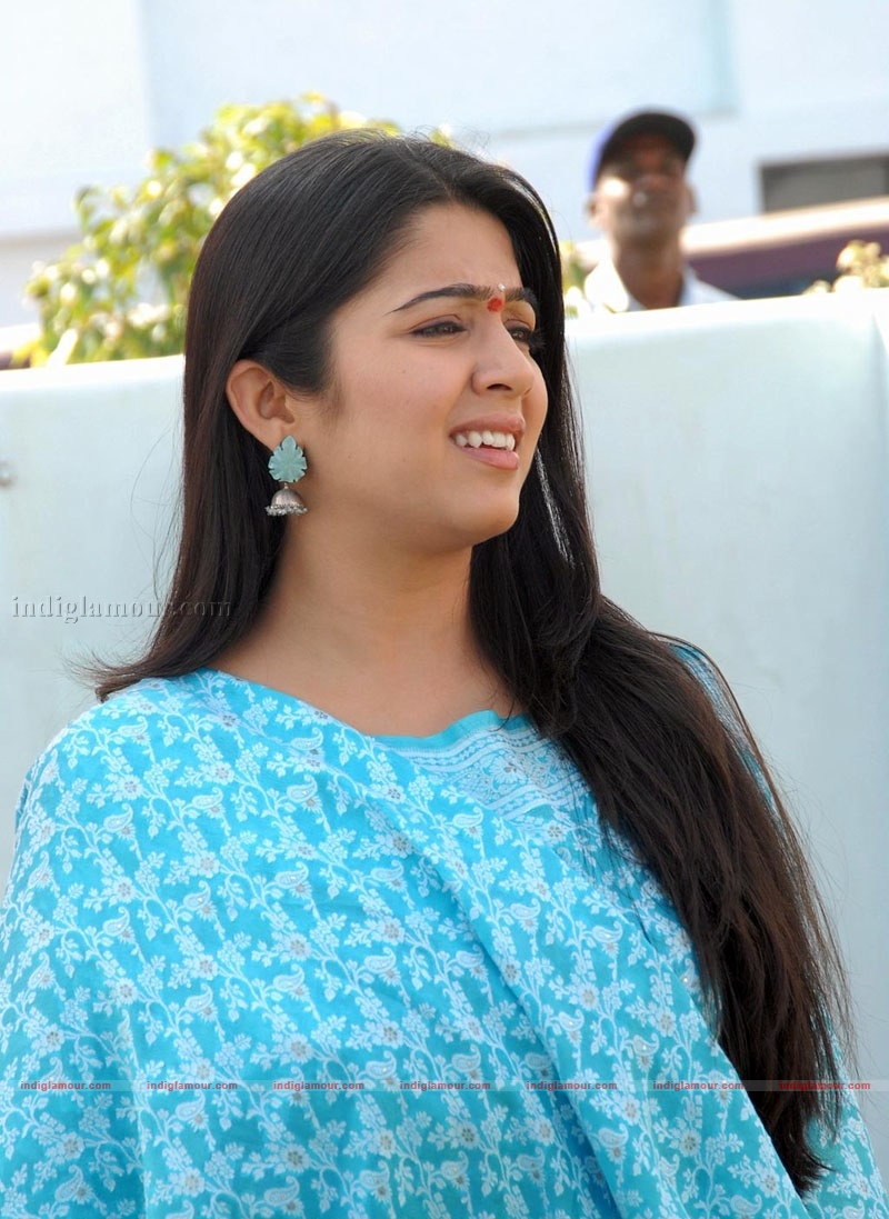 Charmi Photos Actress hd photo