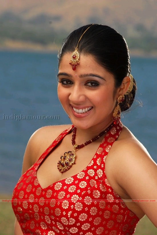 Charmi Photos Actress hd photo