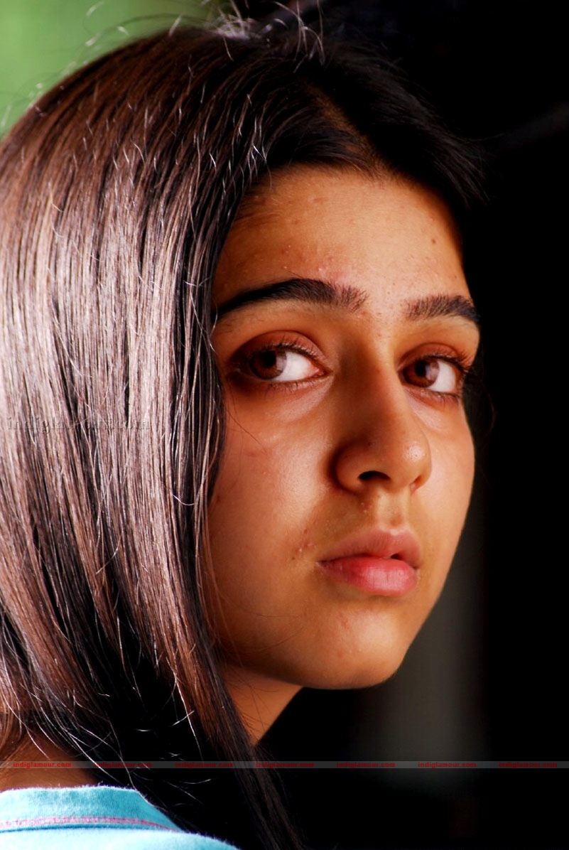 Charmi Photos Actress hd photo