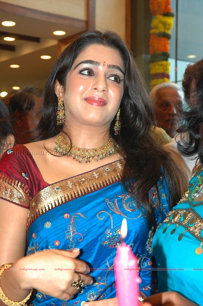 Charmi Photos Actress hd photo