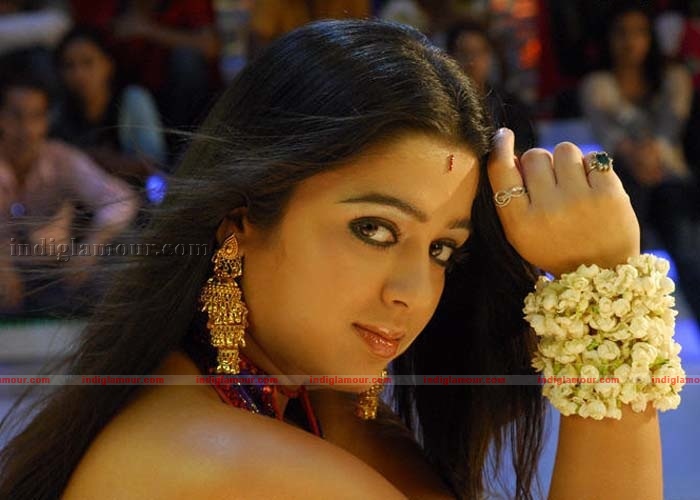 Charmi Photos Actress hd photo
