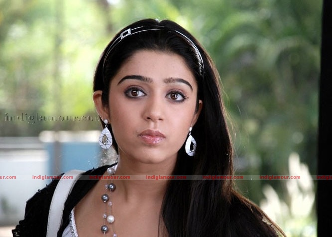 Charmi Photos Actress hd photo