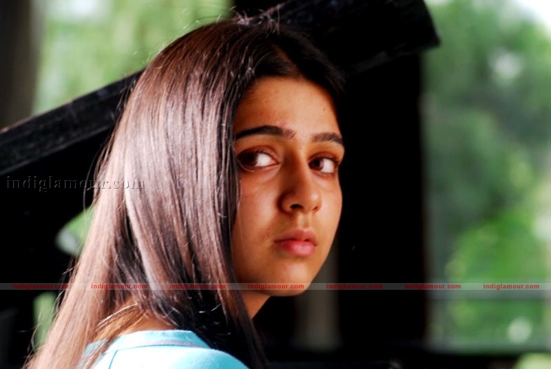 Charmi Photos Actress hd photo