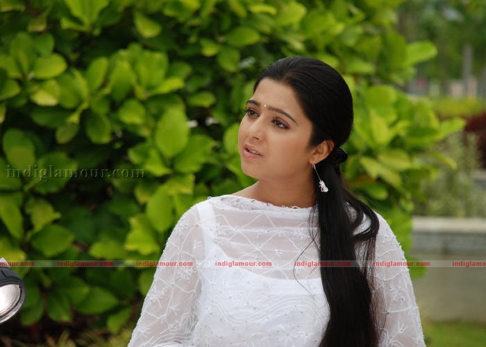 Charmi Photos Actress hd photo