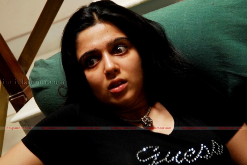 Charmi Photos Actress hd photo