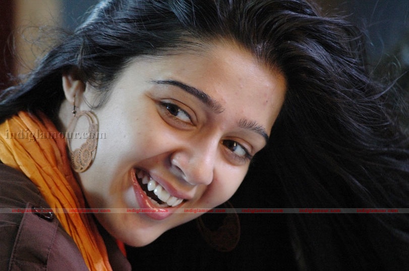Charmi Photos Actress hd photo