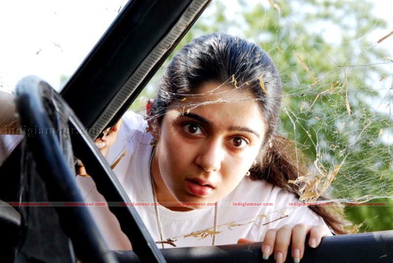 Charmi Photos Actress hd photo
