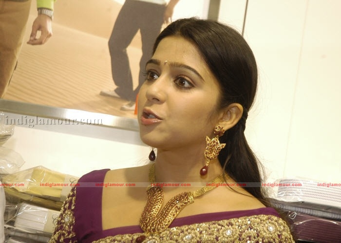 Charmi Photos Actress hd photo