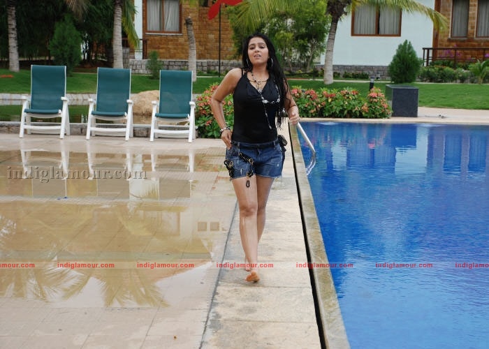 Charmi Photos Actress hd photo