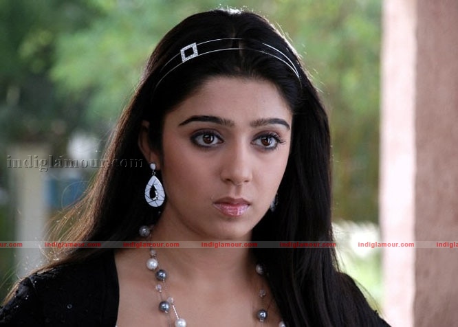 Charmi Photos Actress hd photo