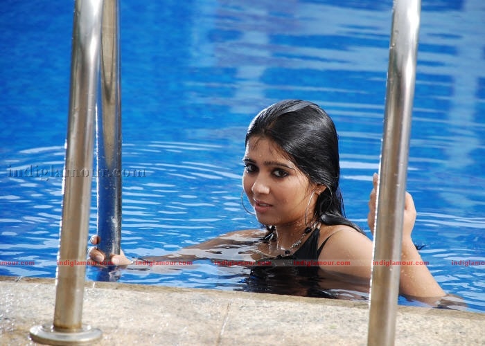 Charmi Photos Actress hd photo