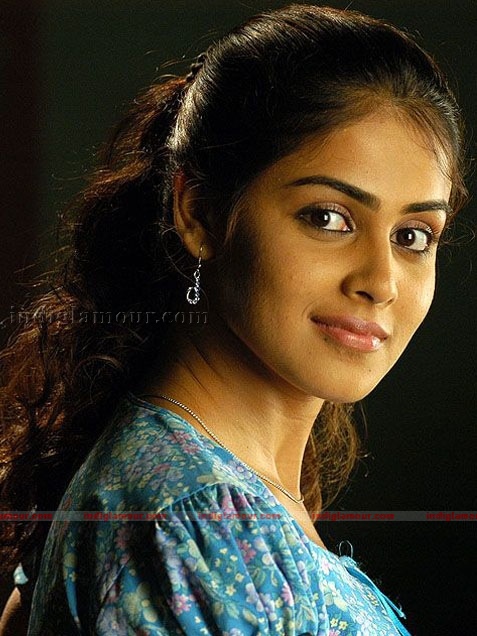 Genelia Actress hd photo