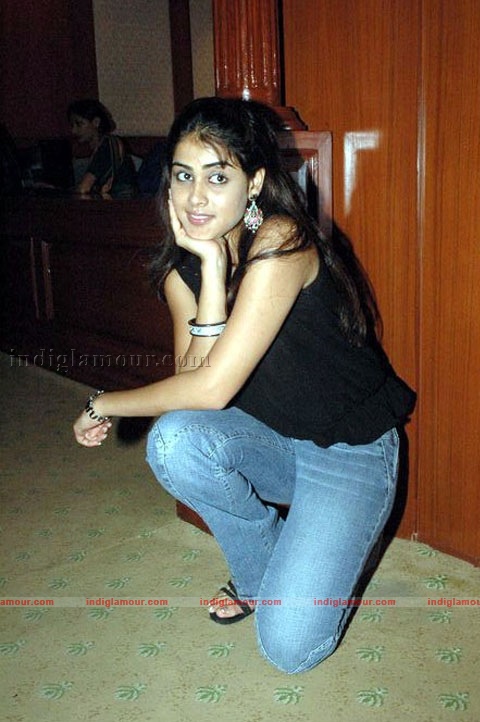 Genelia Actress hd photo