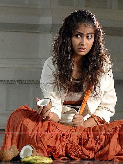 Genelia Actress hd photo