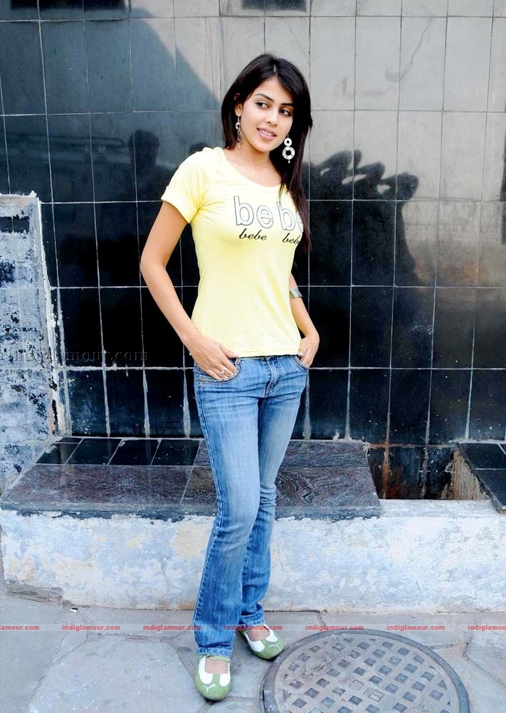 Genelia Actress hd photo