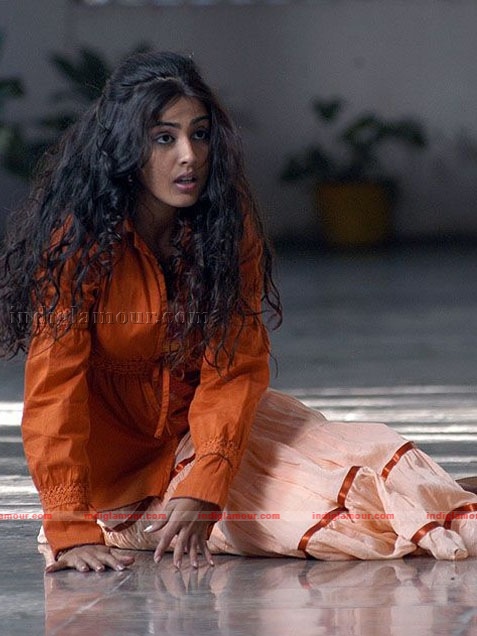 Genelia Actress hd photo