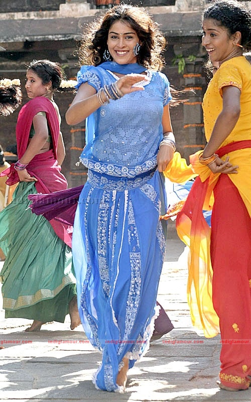 Genelia Actress hd photo