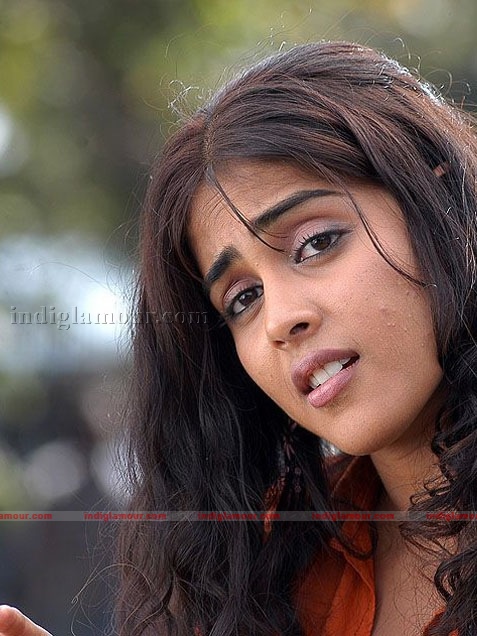 Genelia Actress hd photo