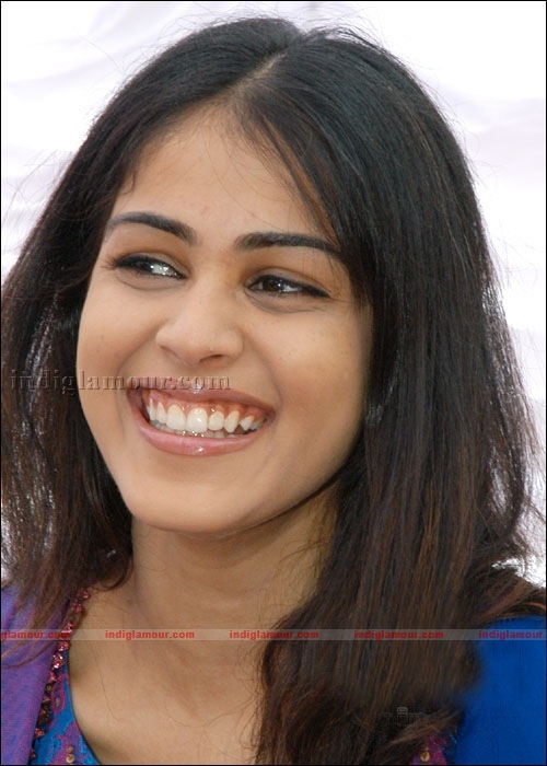 Genelia Actress hd photo