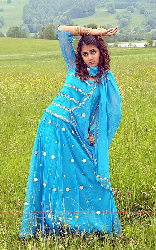 Genelia Actress hd photo